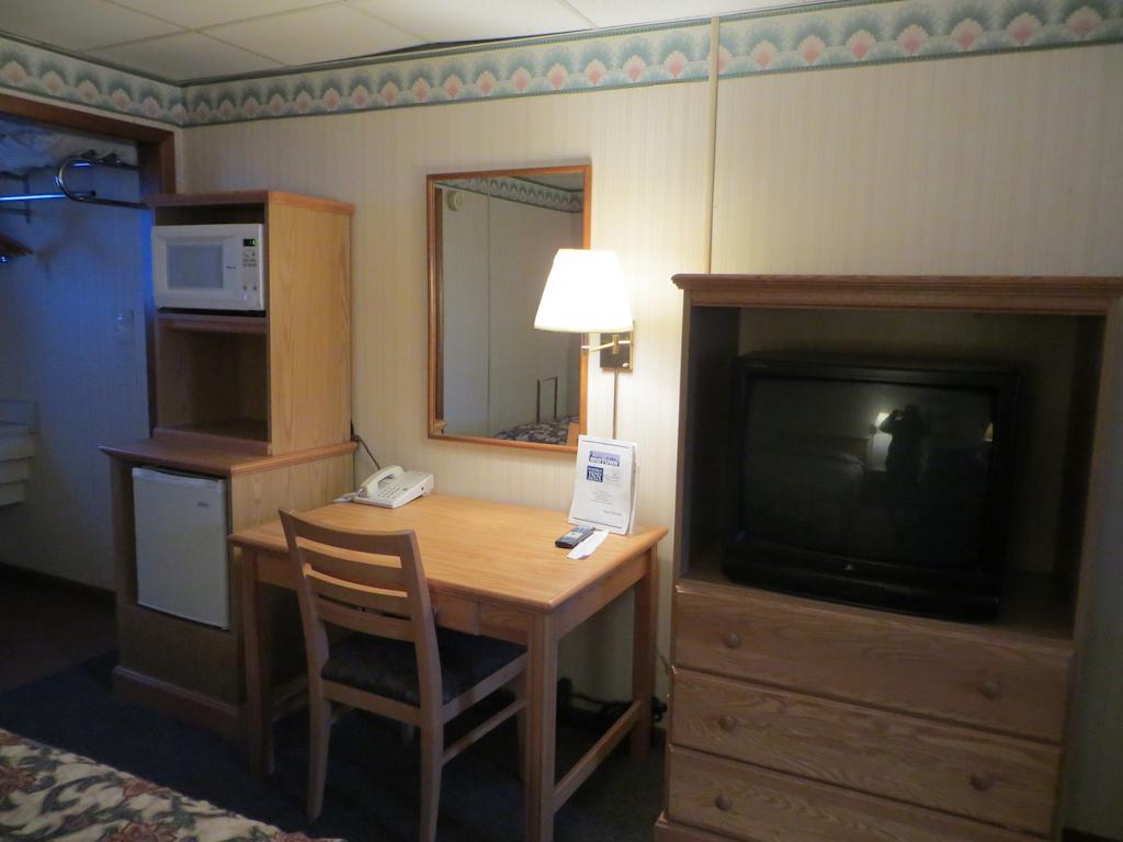 Midtown Western Inn - Kearney Room photo